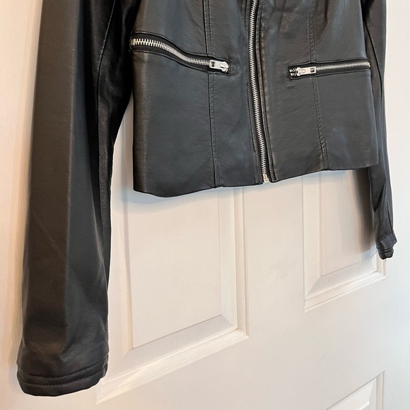 Jacqueline de Yong Dream Faux Leather Cropped Jacket Black 36 - Picture 8 of 16